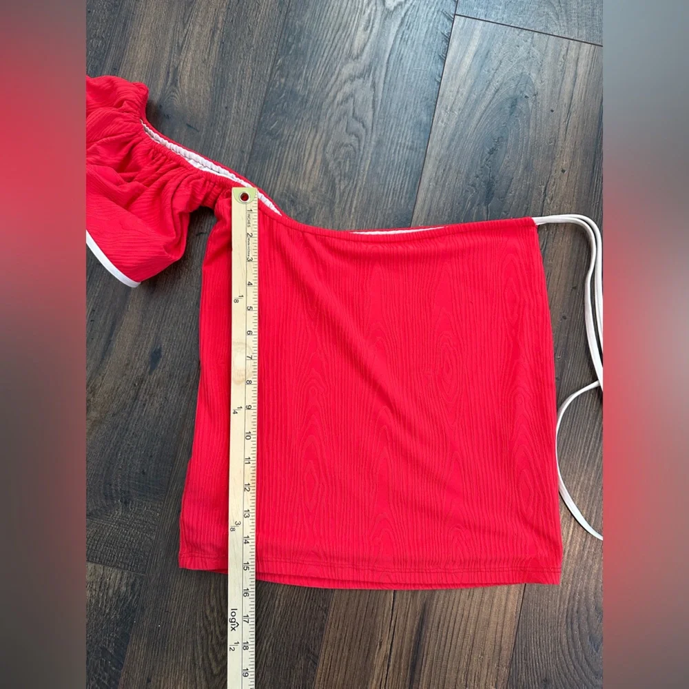 Frankie’s Bikinis Women’s One Shoulder Textured Red Flame Tankini Top Size S